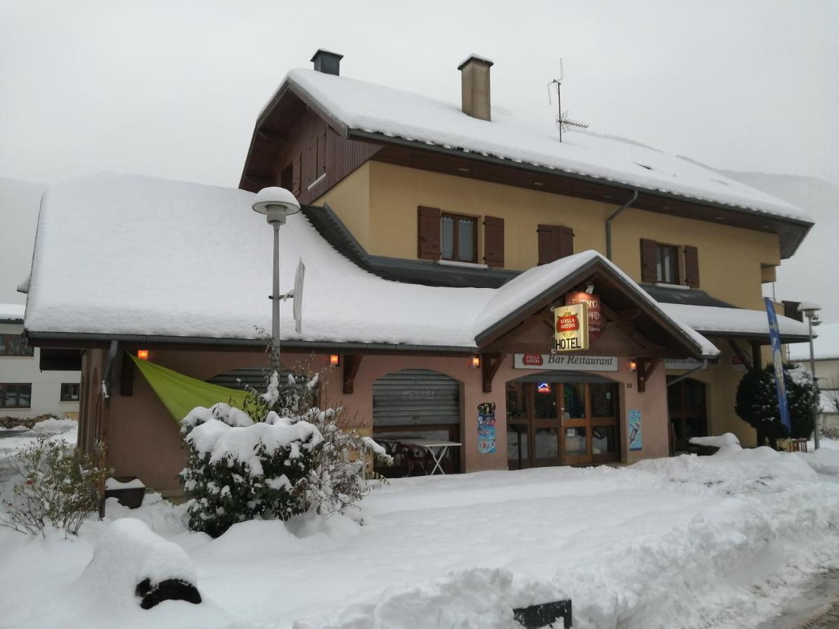 Le Grand Chatelard Hotel Bar Restaurant Sainte-Marie-de-Cuines Eksteriør billede
